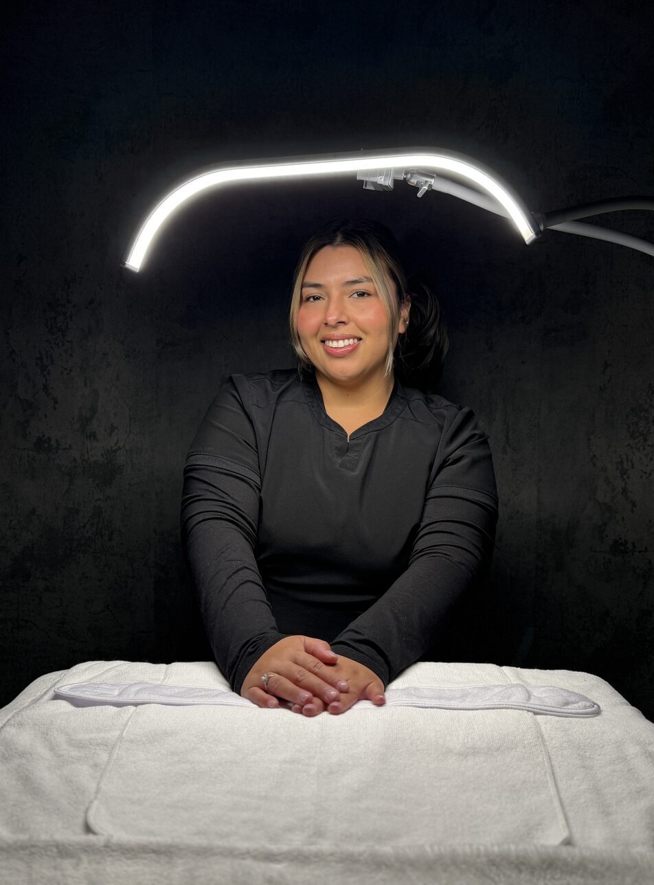Cynthia, licensed esthetician at CYNNSBEAUTY